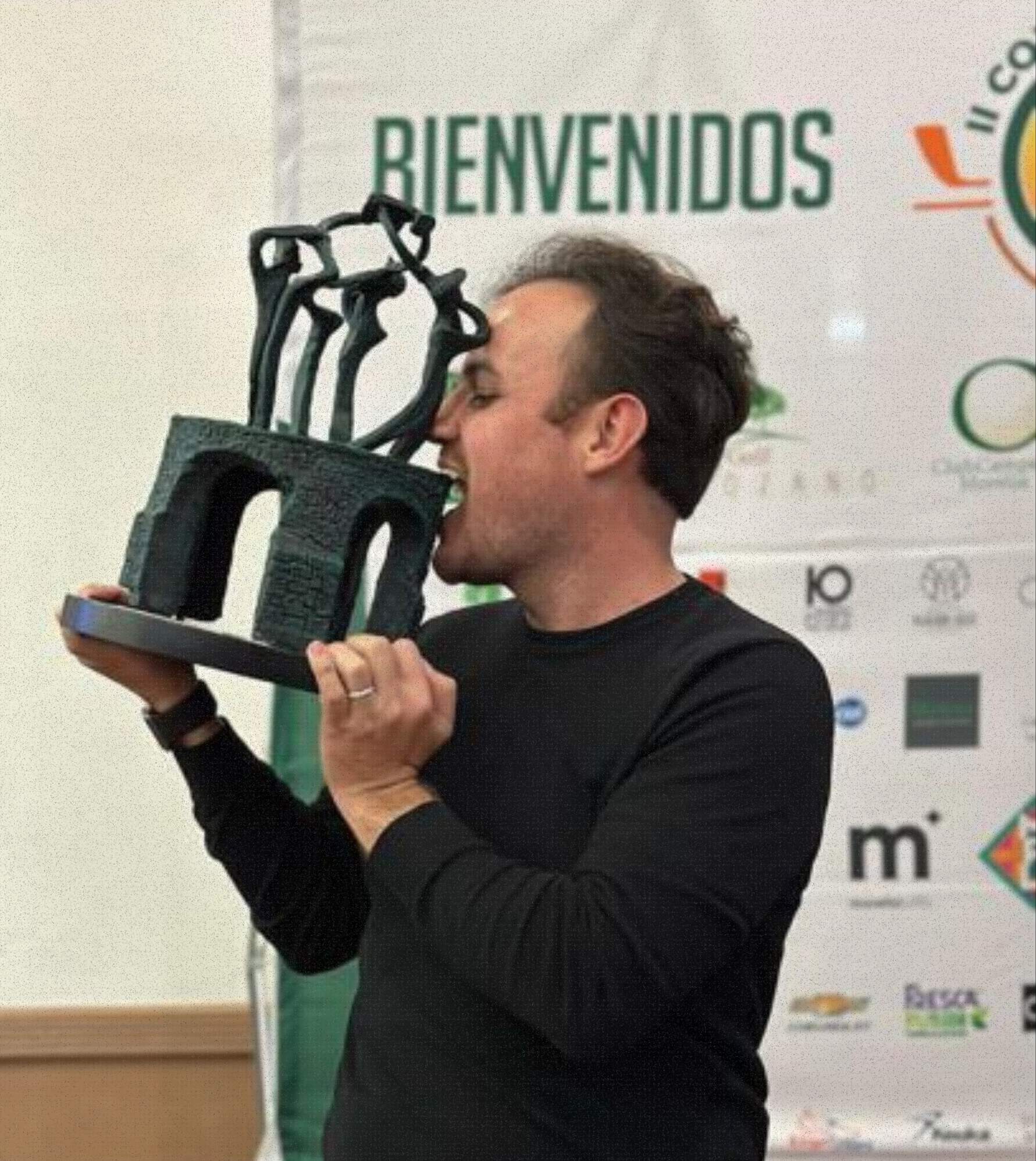 Galería de trofeos deportivos personalizados